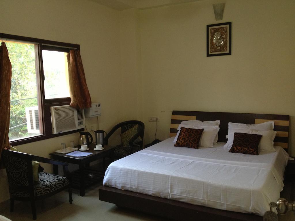 Hotel Shreeji Inn Haridwār Quarto foto